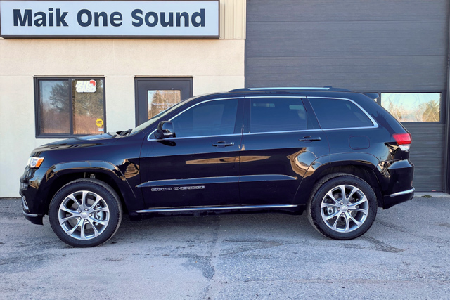 2022 Jeep Grand Cherokee with professional window tint in North Bay
